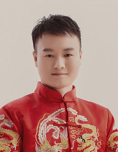 高见个人照片